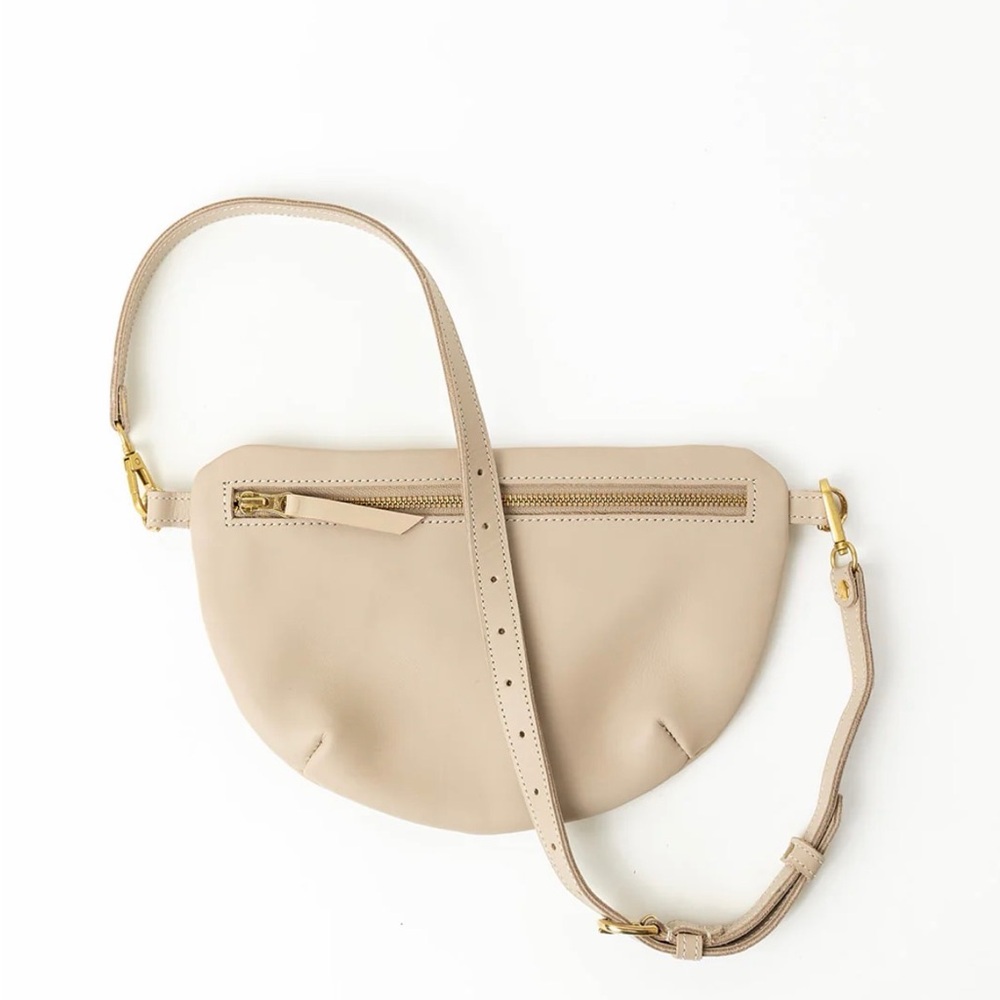 Abby Alley Midi Sling Bag in Gardenia - Picture 4 of 7